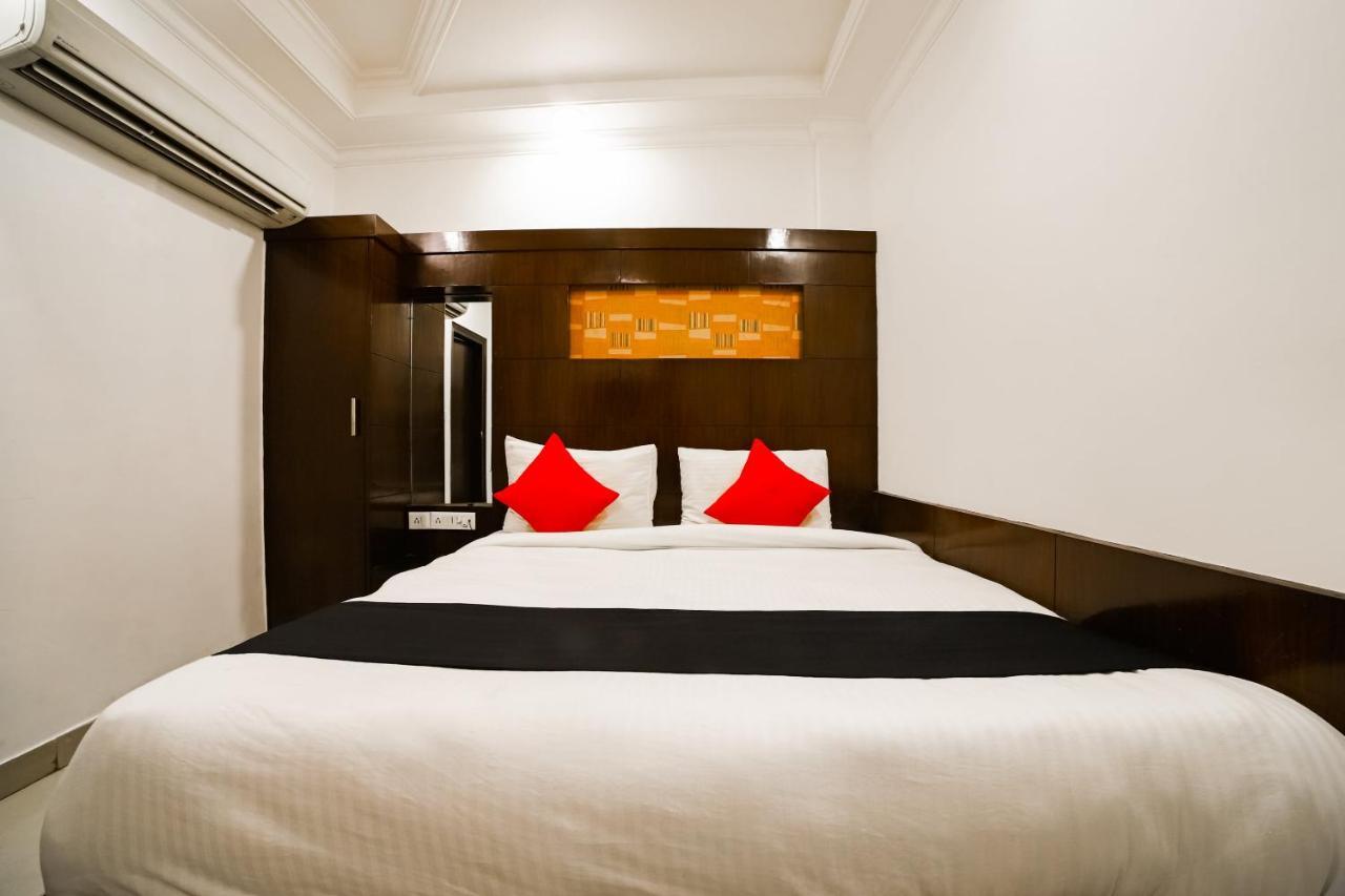 Capital O 6408 Hotel Delhi Heart New Delhi Ngoại thất bức ảnh
