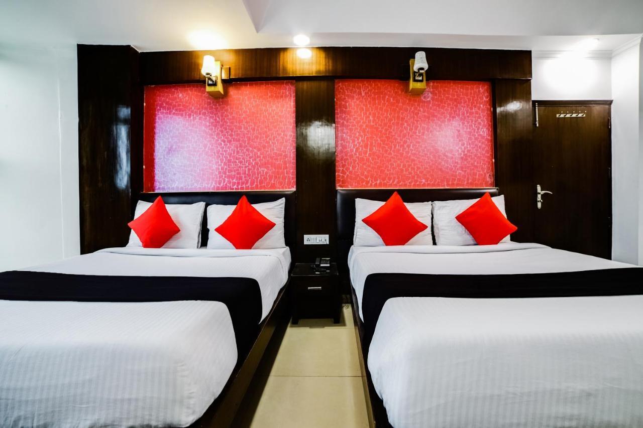 Capital O 6408 Hotel Delhi Heart New Delhi Ngoại thất bức ảnh